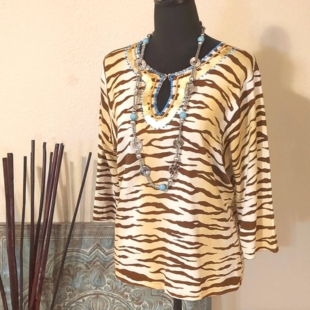 AUGUST SILK Top